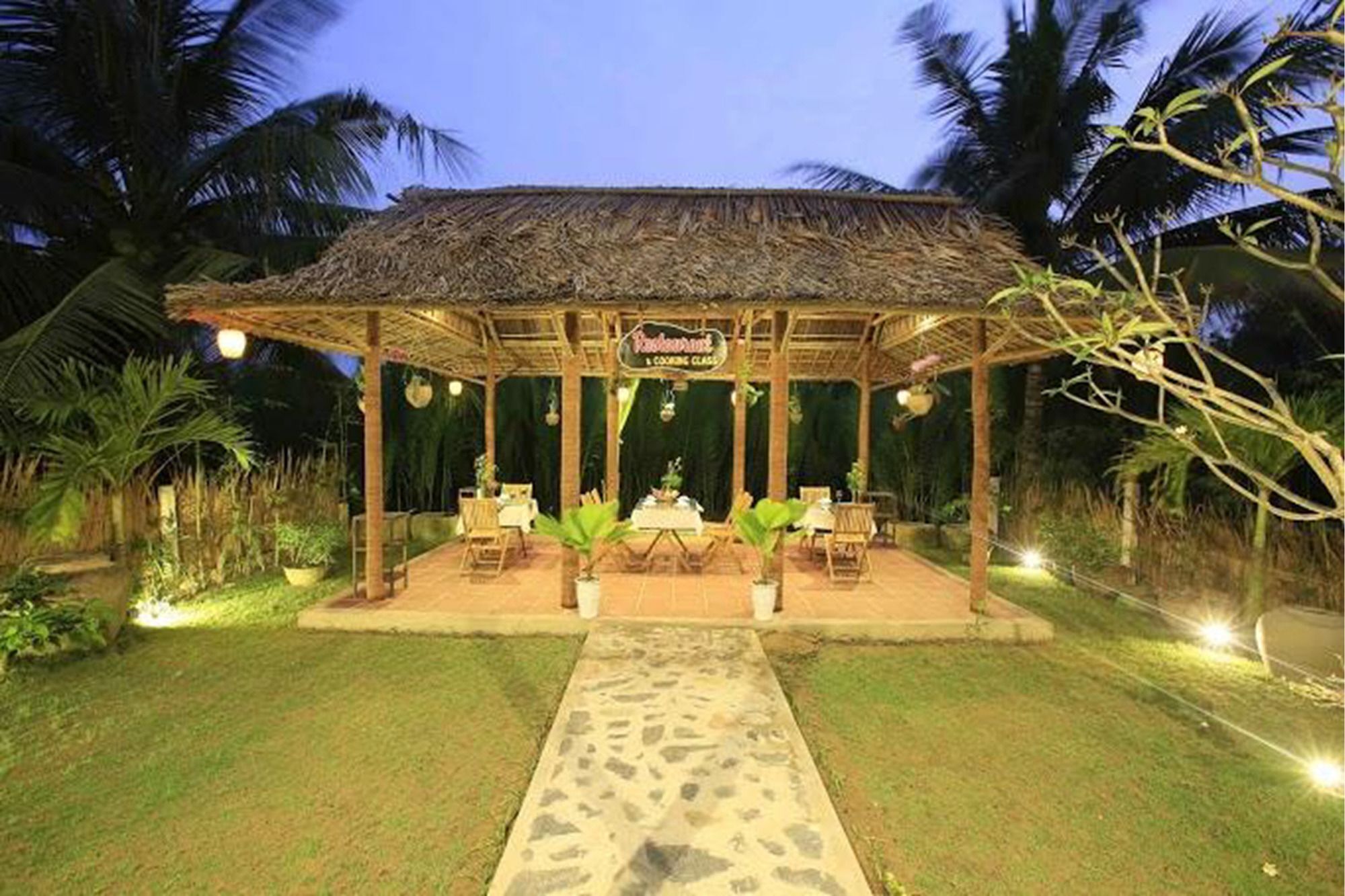 Coconut Garden Homestay Хойан Экстерьер фото